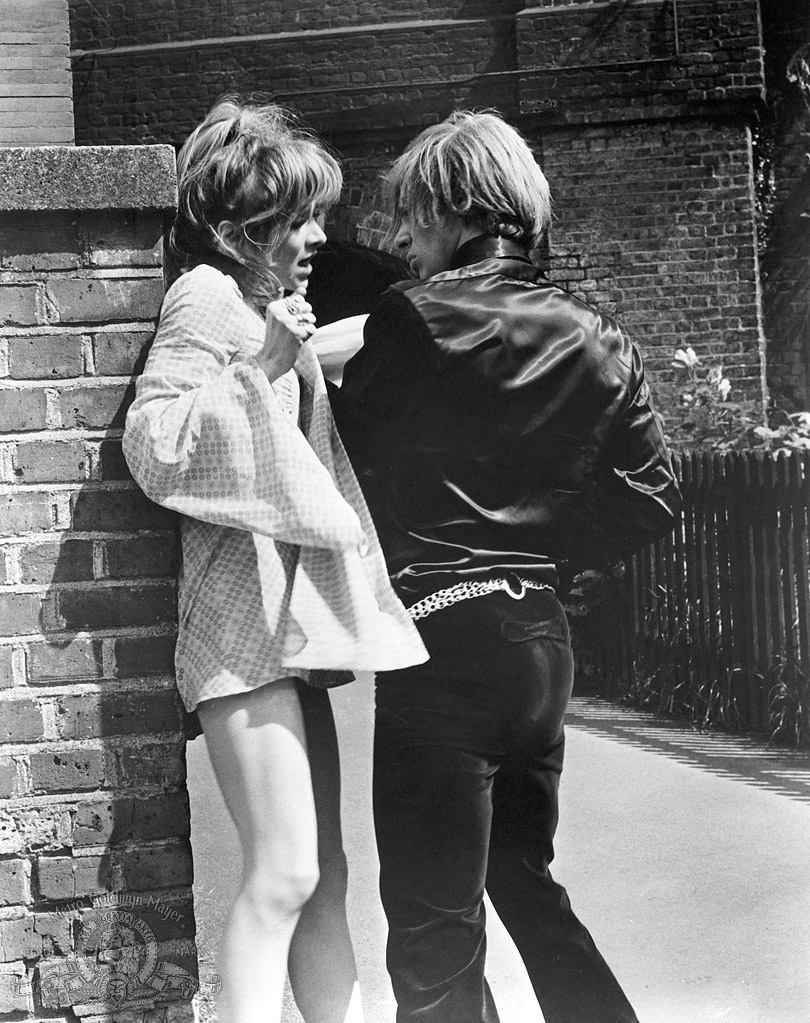 Крик и снова крик (1970)