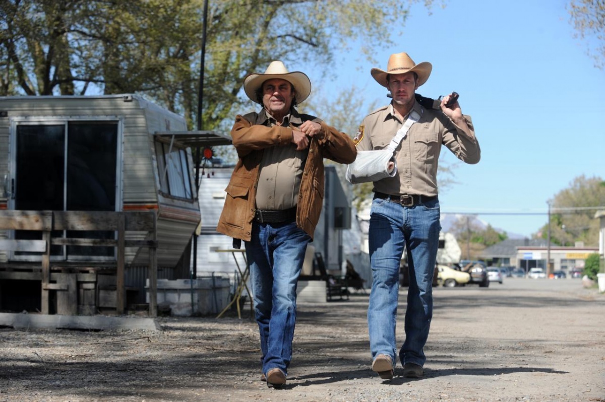 Кадры из Человек на Кэррион-роуд (2016)