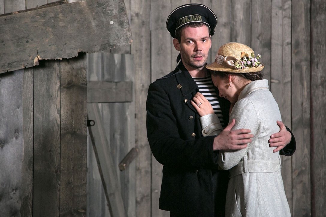 Господа-товарищи (2015)