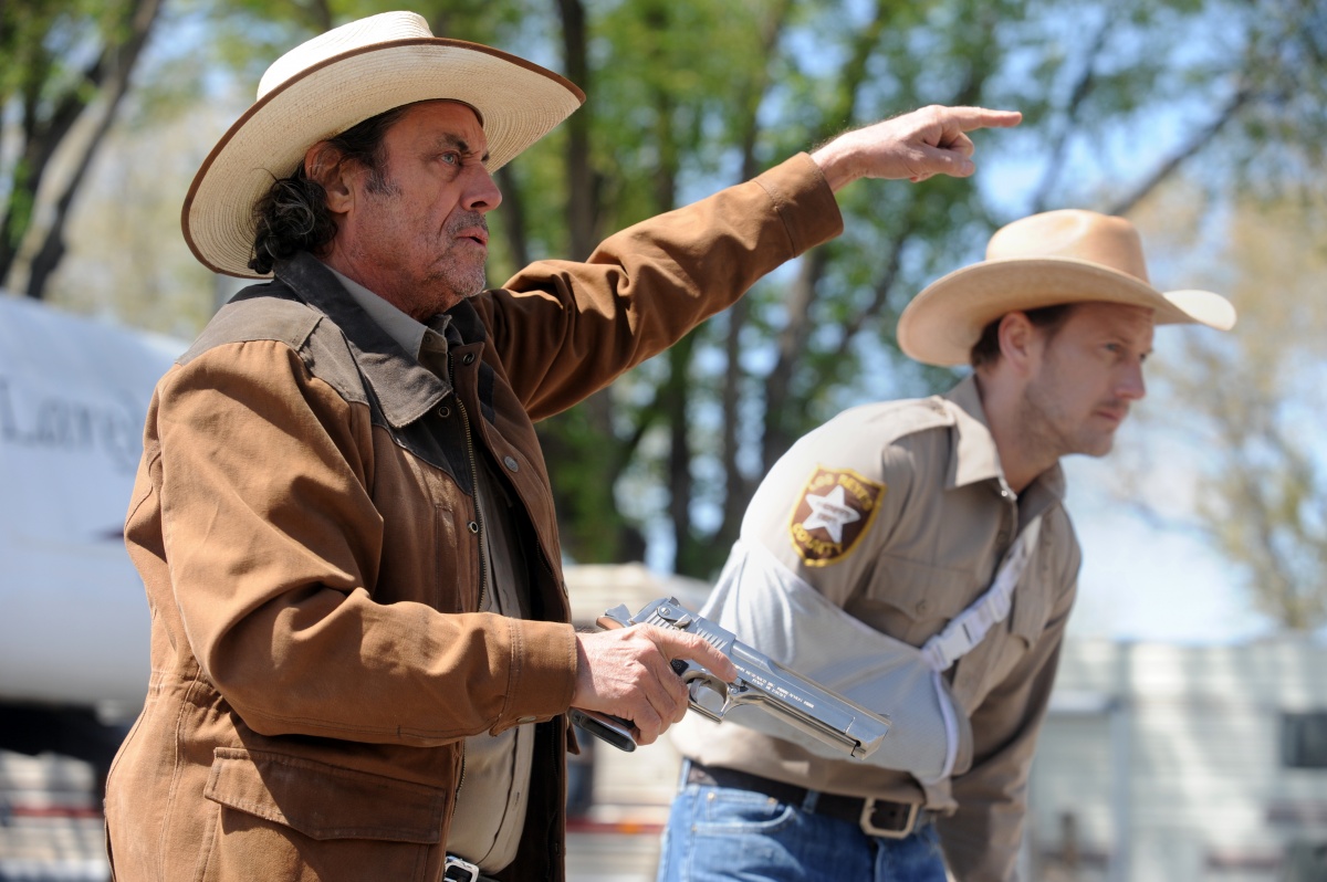 Кадры из Человек на Кэррион-роуд (2016)