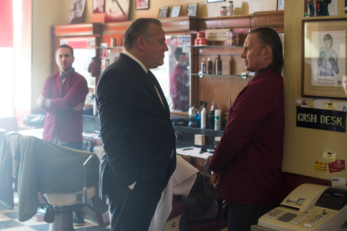 Кадры из Убойная стрижка (2015)