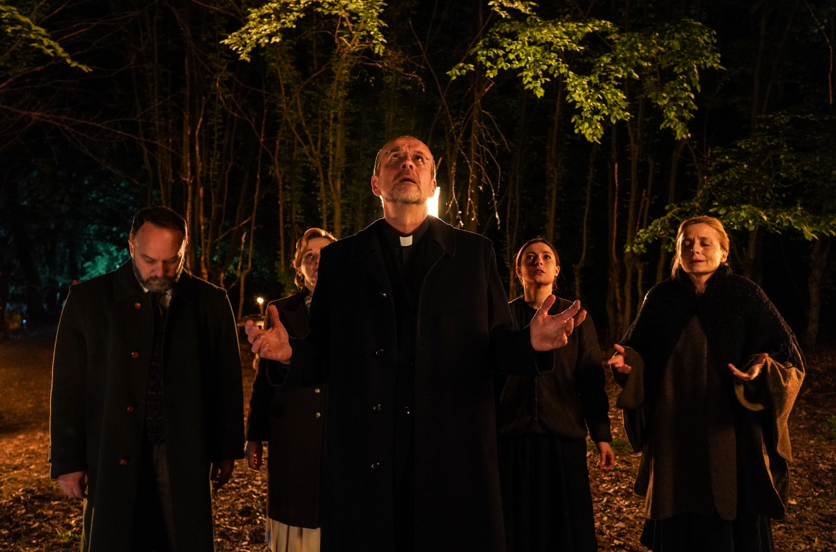 Кадры из Секта (2019)