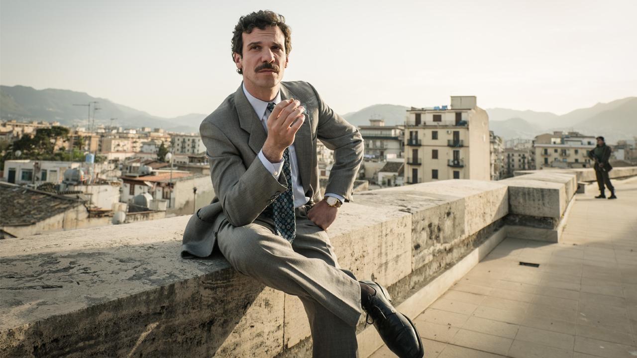 Кадры из Охотник / В погоне за мафией (2018)